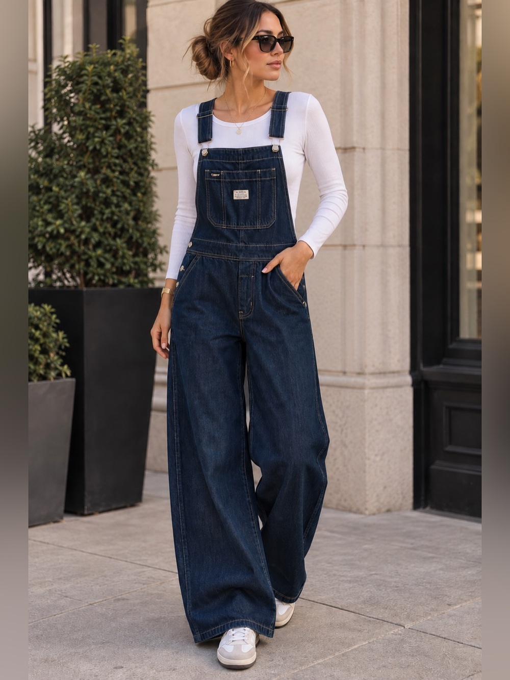 NWT Levi’s Dark Wash Wide Leg Denim Overalls Jumpsuit Size Medium